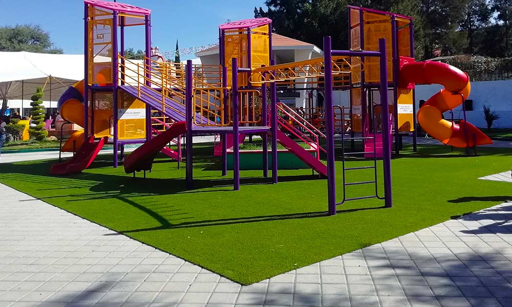 superficies pasto sintetico areas de juego